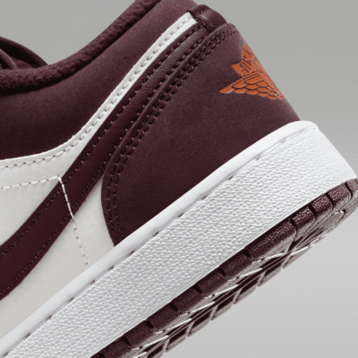 รองเท้าเด็กโต Air Jordan 1 Low