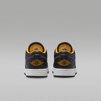 Air Jordan 1 Low Older Kids' Shoes