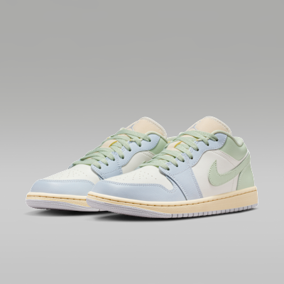 Air Jordan 1 Low Women's Shoes