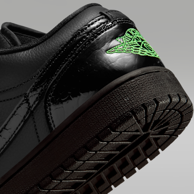 Air Jordan 1 Low SE Women's Shoes