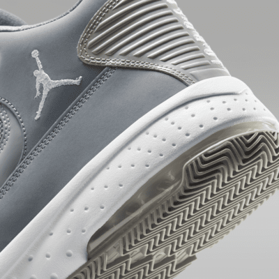 Calzado para hombres Jordan Max Aura 2