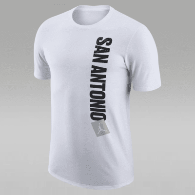 San Antonio Spurs Fiesta City Essential T-Shirt