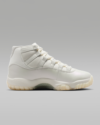Air Jordan 11 Retro "Pearl"