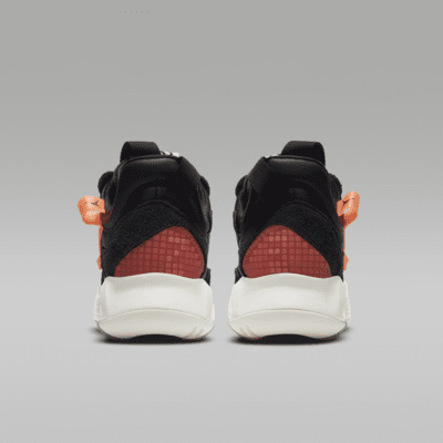 Jordan MA2 Women's Shoes