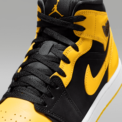 Tenis para hombre Air Jordan 1 Mid SE