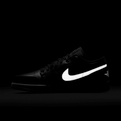 รองเท้าผู้ชาย Air Jordan 1 Low SE