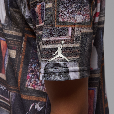 Jordan Flight Essentials Big Kids' Boxed Logo 3.0 T-Shirt