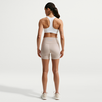 Nike One 12,5 cm Kadın Şortu görsel 5