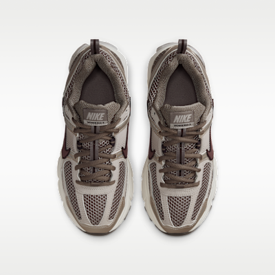 Nike Vomero 5 Older Kids' Shoes with Reflective Design Accents