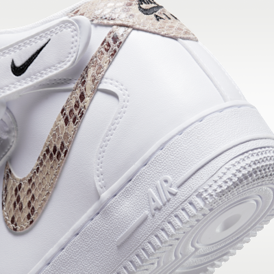 รองเท้าผู้หญิง Nike Air Force 1 '07 Mid