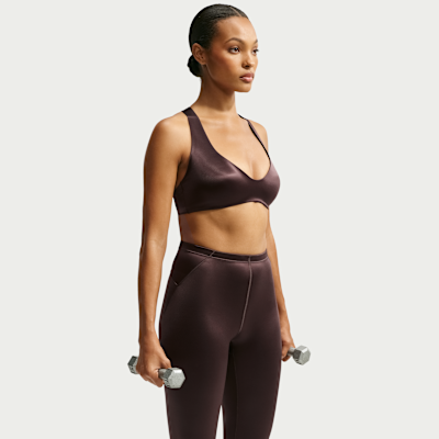 NikeSKIMS Satin Shine Kadın Plunge Sütyen görsel 3