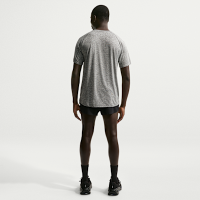 Nike Stride Dri-FIT ADV Kısa Kollu Erkek Koşu Üstü görsel 5