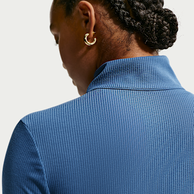 Nike Sportswear Chill Knit Sıkı Kesimli Çeyrek Fermuarlı Uzun Kollu Fitilli Kadın Üstü görsel 2