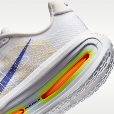 Nike Vomero Premium Erkek Yol Koşu Ayakkabısı görsel 8