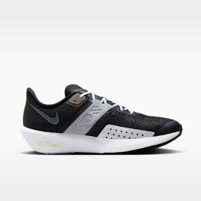 Nike Rival Fly 4 男款路跑鞋