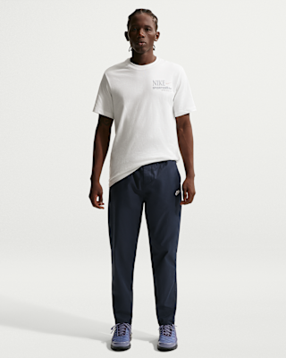 Мужские  Nike Club Woven Tapered Pants
