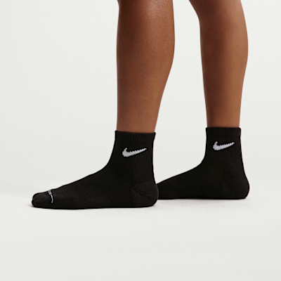 Nike Everyday Elevated Bilek Çorapları (3 Çift) görsel 3