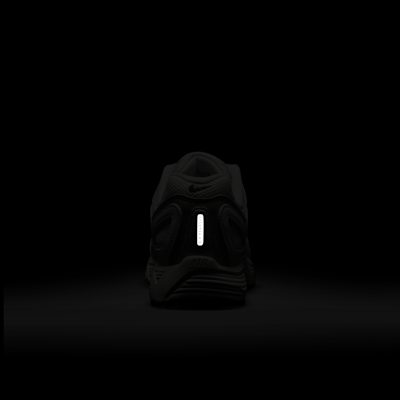 Nike Air Pegasus 2005 Women's Shoes