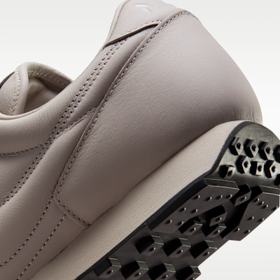 ナイキ デイブレイク SP メンズシューズ