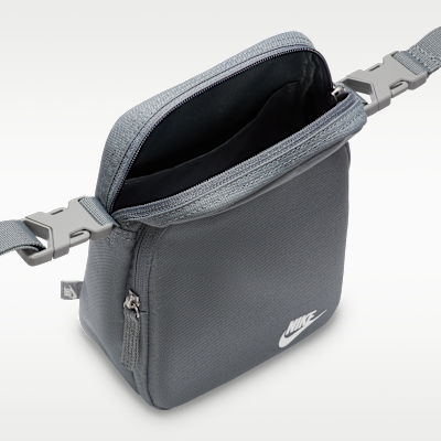 Nike Heritage 斜背包 (4 公升)