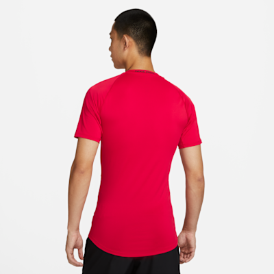 Nike Pro Dri-FIT Sıkı Kesimli Kısa Kollu Erkek Fitness Üstü görsel 2