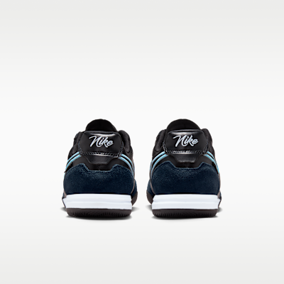 Nike Tiempo Streetgato Indoor/Court Low-Top Soccer Shoes