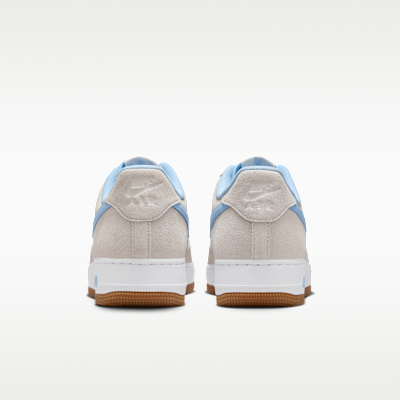 ナイキ エア フォース 1 '07 LV8 メンズシューズ