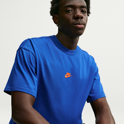 Nike Sportswear Premium Essentials Erkek Tişörtü görsel 3