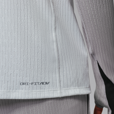 Nike Paris Saint-Germain Strike Elite Night Edition Jordan Dri-FIT ADV Örgü Erkek Futbol Antrenman Üstü görsel 6