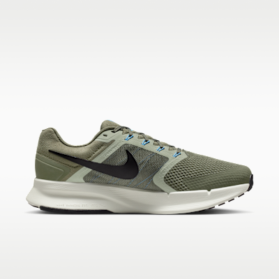 Tenis de correr en pavimento para hombre (extraanchos) Nike Run Swift 3