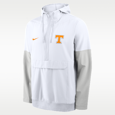 Chamarra universitaria Nike con gorro de medio cierre para hombre Tennessee Anorak