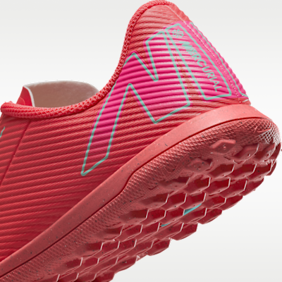 Nike Jr. Mercurial Vapor 16 Club Younger/Older Kids' Turf Low-Top Football Boot