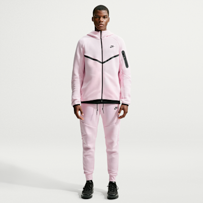 Nike Tech Fleece Erkek Jogger'ı