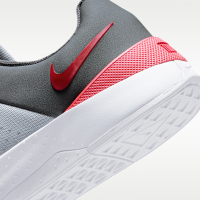Nike MC Trainer 4 Erkek Antrenman Ayakkabısı görsel 8