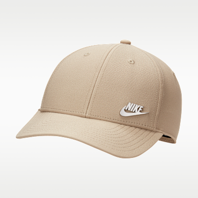 Nike Dri-FIT Club Structured Metal Logo Cap