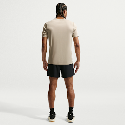 Nike Dri-FIT Erkek Antrenman Tişörtü görsel 5