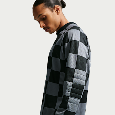Nike Sportswear Club Erkek Kaleci Üstü görsel 2