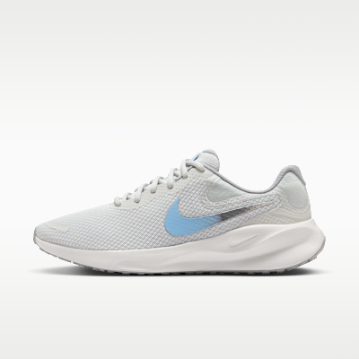 Nike Revolution 7 Tenis de correr en pavimento para mujer