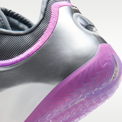 Chaussure de basket LeBron XXIII « Bubble Boy »