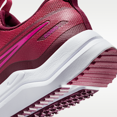 Nike Cosmic Runner Older Kids' Road Running Shoes