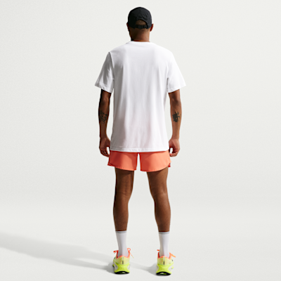 Nike Dri-FIT Erkek Koşu Tişörtü görsel 5