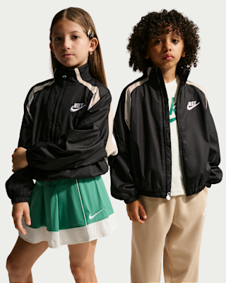 Детская куртка Nike Little Kids' Colorblocked Hoodless