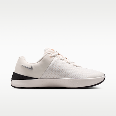 Nike MC Trainer 4 Kadın Antrenman Ayakkabısı görsel 3