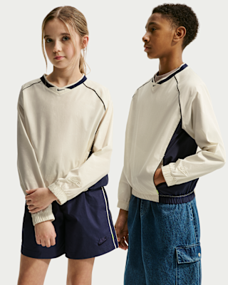 Детские  Nike Sportswear Big Kids' Woven V-Neck Long-Sleeve Top