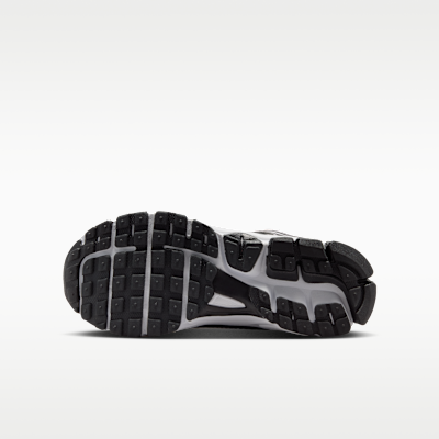 Nike Vomero 5 Big Kids' Shoes