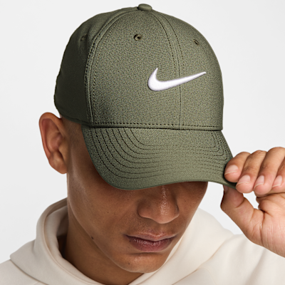 Nike Dri-FIT Club Structured Swoosh Cap