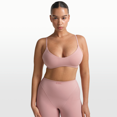 Brassière à encolure dégagée NikeSKIMS Matte pour femme