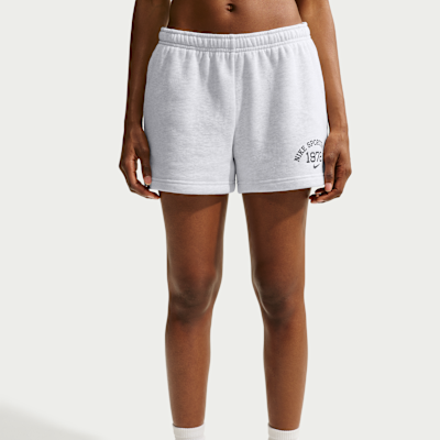 Nike Studio Fleece Orta Kalınlıkta Kadın Şortu görsel 2