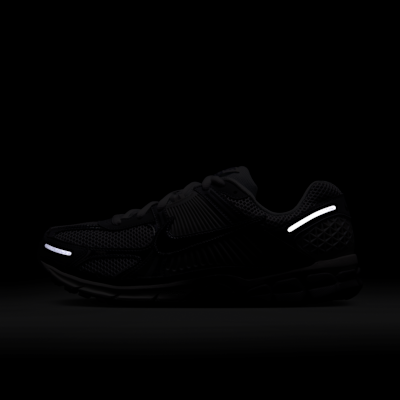 Nike Zoom Vomero 5 Men's Shoes