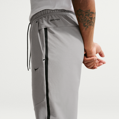 Nike Tech Dri-FIT Shori Örgü Erkek Eşofman Altı görsel 6